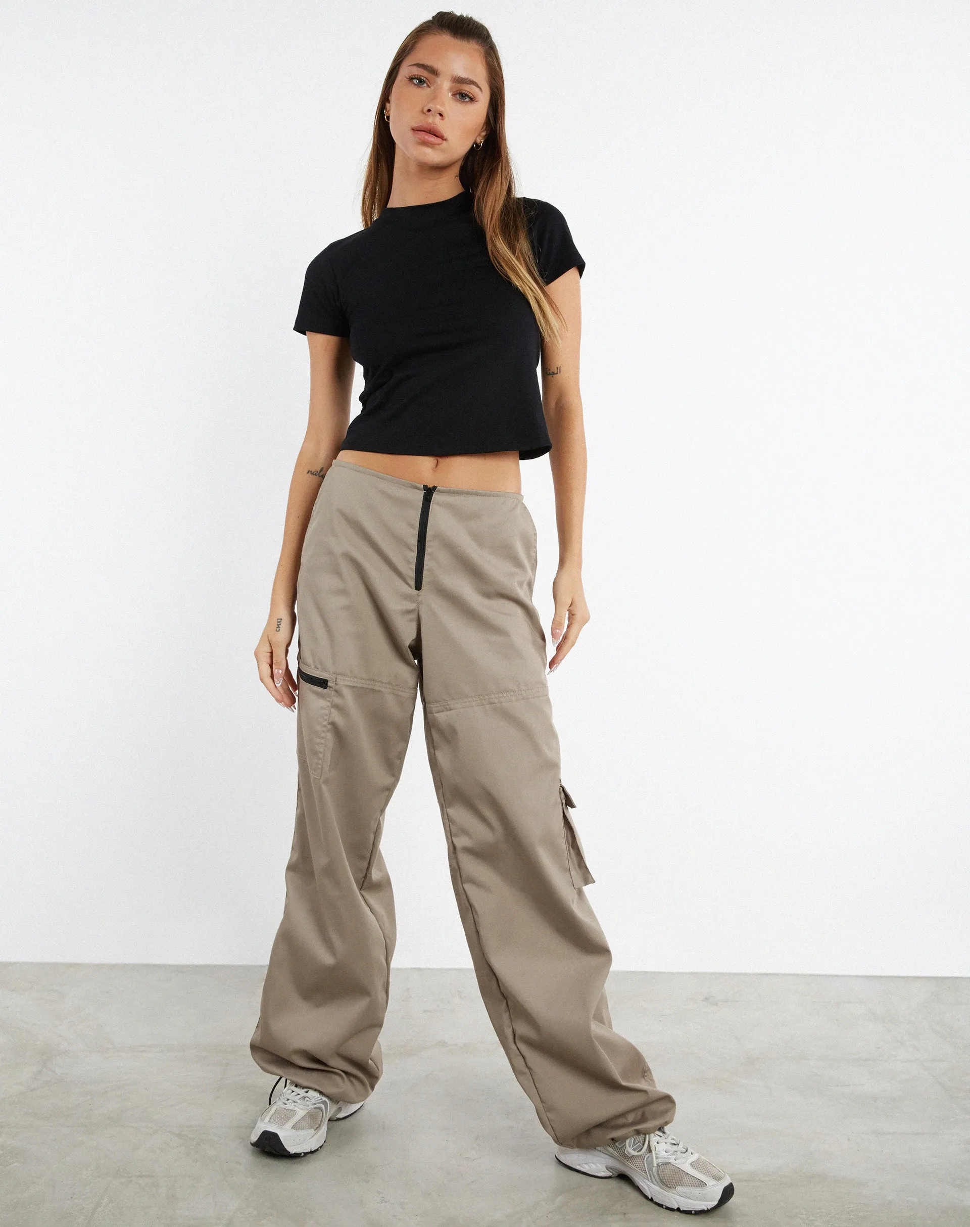 Xander Cargo Trouser in Cotton Drill Taupe